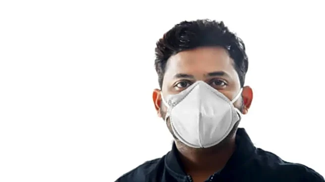 Delhi Pollution Giving You a Blocked Nose? Try These 5 Instant Remedies For Quick Relief