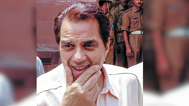 'Main Kaam Karta Tha, Credit Koi Aur Le Jaata Tha': When Dharmendra Quit Politics in Just 5 Years | Throwback