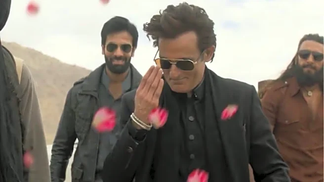 From 'Dhurandhar' Stardom to Mumbai's Elite Penthouses: What Is Akshaye Khanna's Net Worth?