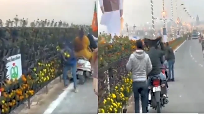 Fool-Chori in Lucknow: After PM Modi’s Visit, Viral Video Shows People Carrying Away Decorative Flower Pots