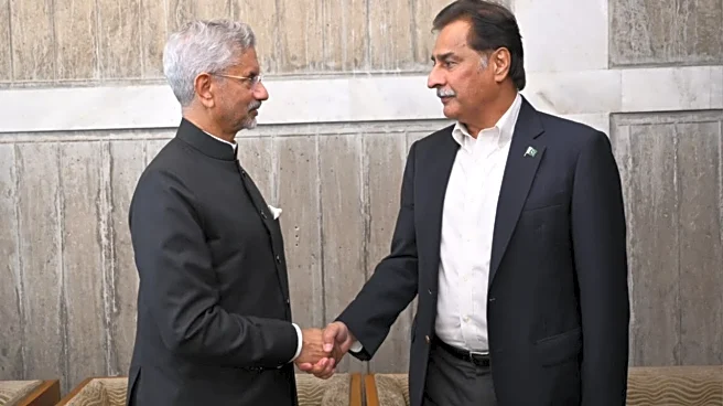 Pakistan Speaker Interacts with EAM Jaishankar in Dhaka, Yunus Shares Pics