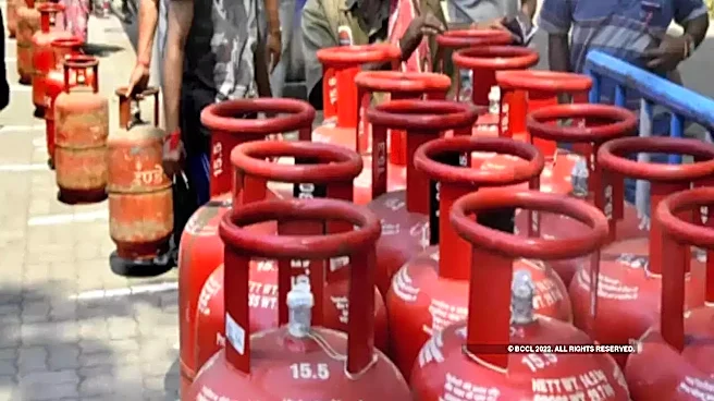 No Shortage: Centre Orders Double Supply of 5-kg LPG for Migrant Workers