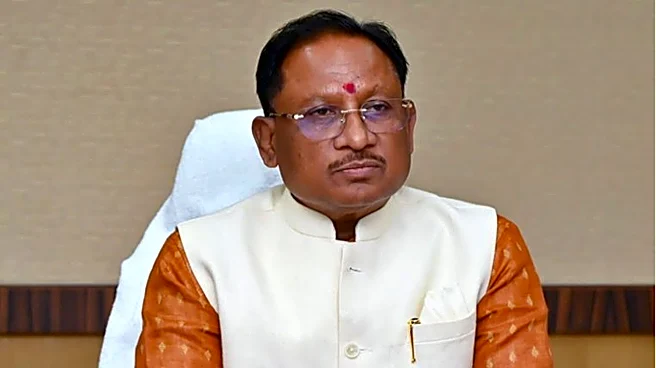 Helicopter Lands in Remote Chandagarh Forests, Chhattisgarh CM Holds Surprise Interaction