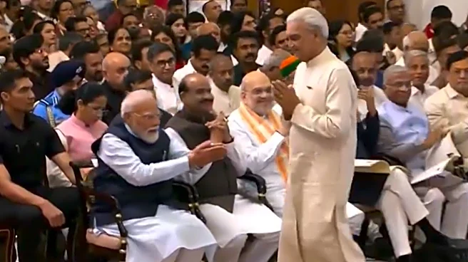 'I'm Over 80': Padma Shri Awardee Anil Kumar Rastogi Hits Back At Trolls Over PM Modi Greeting Moment