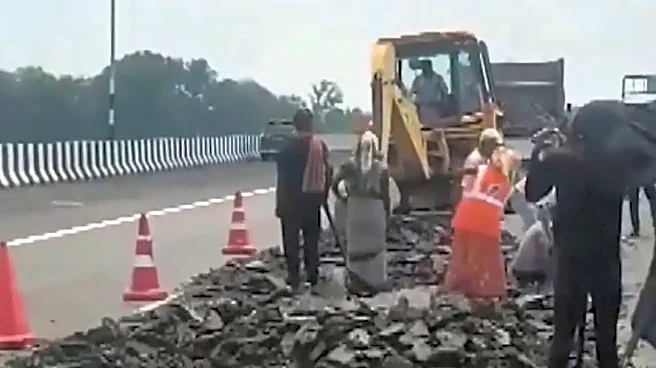 Portion Of Kanpur-Lucknow Expressway Caved After Heavy Rainfall, Traffic Movement Affected