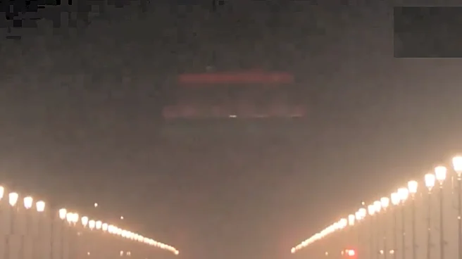 ‘India Gate Disappeared?’ Internet Reacts As The War Memorial Fades Behind Delhi Smog In Video