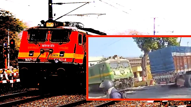 Train Honks Continuously, Crashes Into Truck at Railway Crossing Amid Heavy Traffic Near Deoghar – Video Surfaces