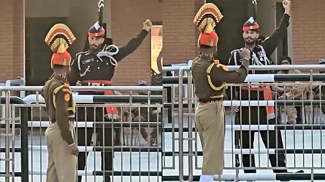 Indian And Pakistani Soldiers' Hilarious Banter At Wagah-Attari Border; Viral Video Leaves Internet Laughing