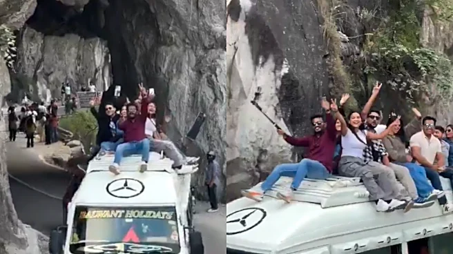 Treacherous Gorge On One Side, Cliff On Another– Tourists Still Choose To Sit On Bus Roof