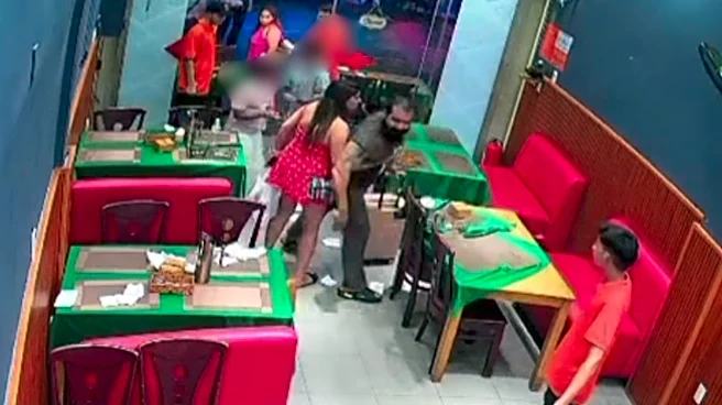 Vietnam Eatery Calls Out Child’s Behaviour, Faces ‘Property Damage’ & Chaos From Offended Parents