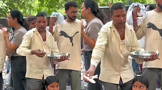 ‘Gareeb Hain, Par Dil Bada Hain’: Man Distributes Coconut At CJP Protest- Gets Hailed By Internet