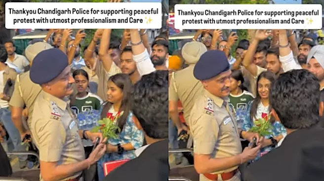 ‘Thank You For Professionalism & Care’: CJP Protesters Present Roses To Chandigarh Cops
