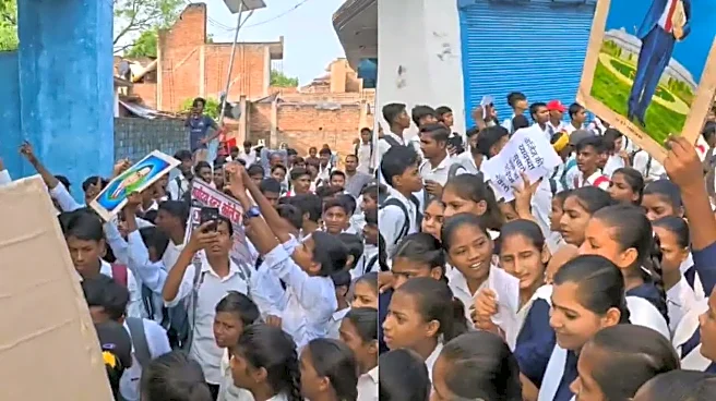 Hundreds Of UP Schoolchildren Stage 'Gen Alpha' Protest, Demand Fans, Clean Water And Toilets | WATCH