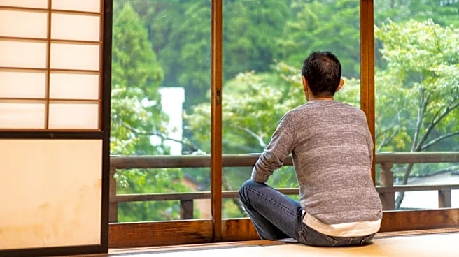 「宿の快適さは妥協しない」世帯年収650万円・62歳男性が“旅行”のために日々の生活で抑える出費