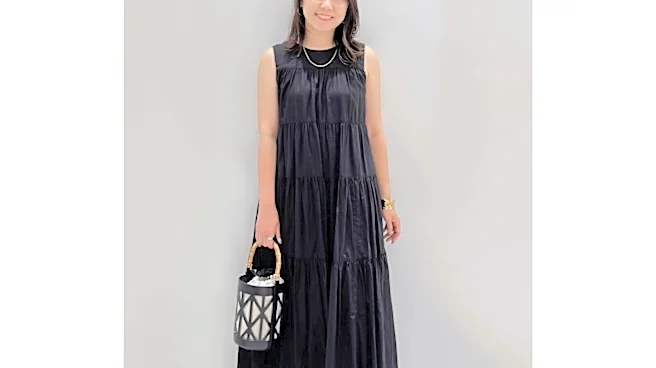 おなかまわりも自然に隠せる! 大人かわいい「Aラインワンピ」でかなう40代のすっきり夏スタイル