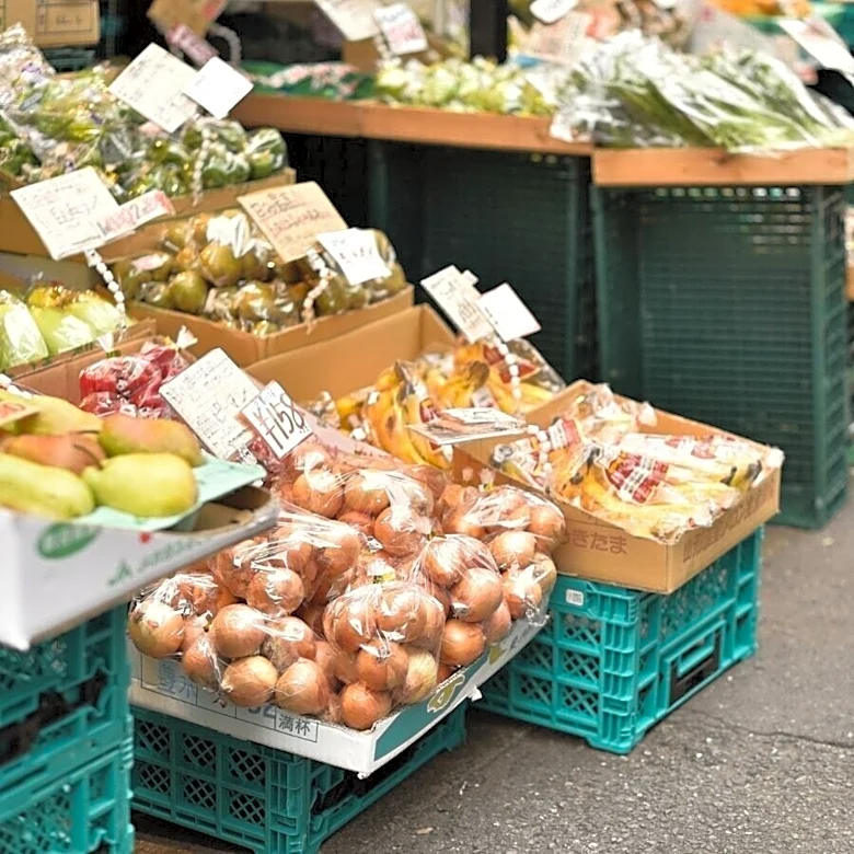 「スーパーではなく八百屋や魚屋へ」32歳男性が月5000円以上節約できた買い物習慣