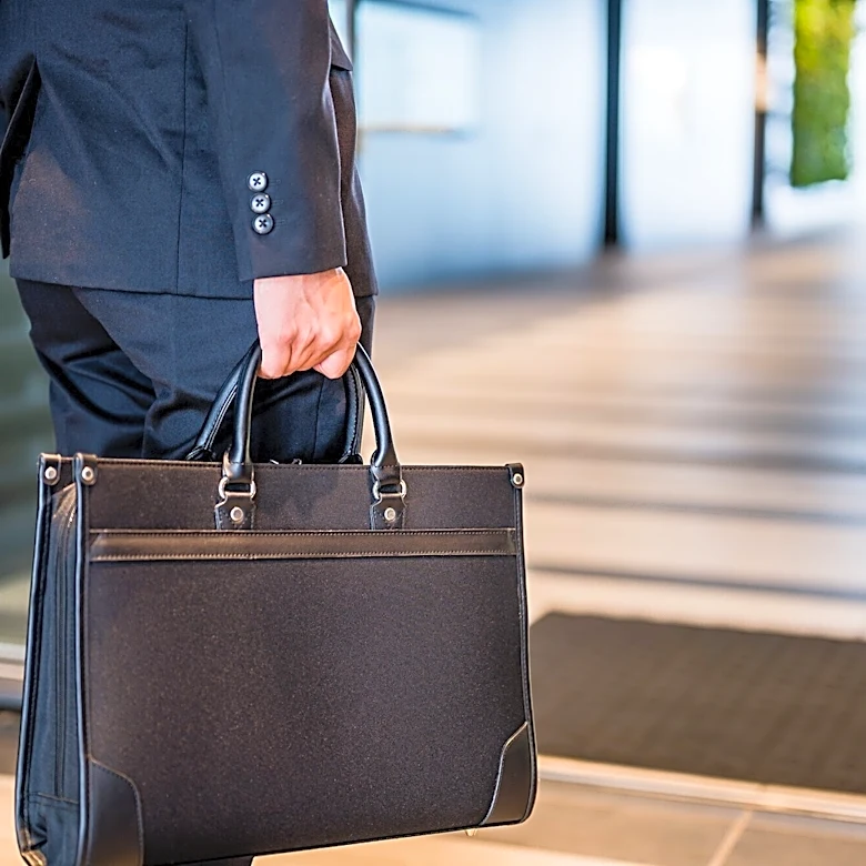 1972年2月生まれですが、60歳から老齢基礎年金や老齢厚生年金を受け取ることはできますか？