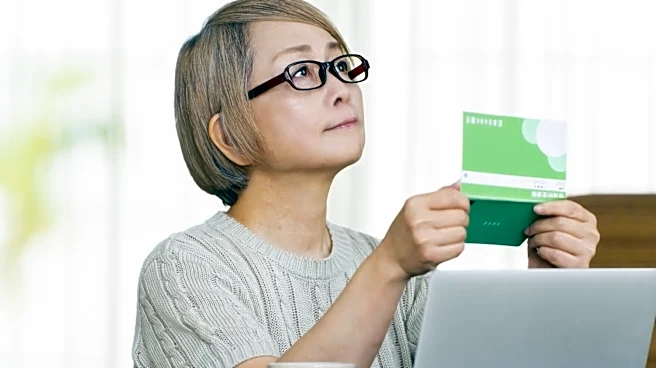 ゆうちょ銀行の10年定期に1000万円も「NISAが始まった時に始めていれば」現金8割・59歳女性の迷い