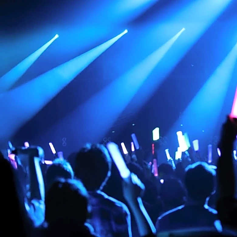 なぜK-POPアイドルとファンは「1位獲得」に必死になるのか？ 音楽番組とチャートを巡る“生存戦略”