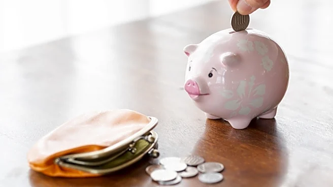 遺族年金は非課税ですが、預貯金が多くても生活保護は受けられるのでしょうか?