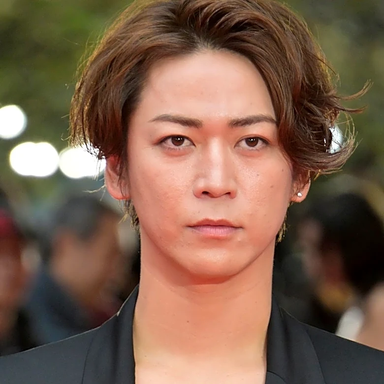 「か、かめなし...？亀梨なの？」解禁された姿にSNSざわつく「顔が違う」「知らない人だと思った」