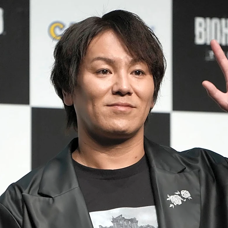 「怖すぎ」狩野英孝の背後に迫る“女性の姿”にSNS戦慄「なんかいるって！」「はやく逃げて！」