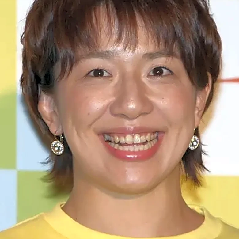 浜口京子の“夏コーデ”に絶賛の声→「こんな感じになりたい」「オシャレすぎる」「今井美樹かと」