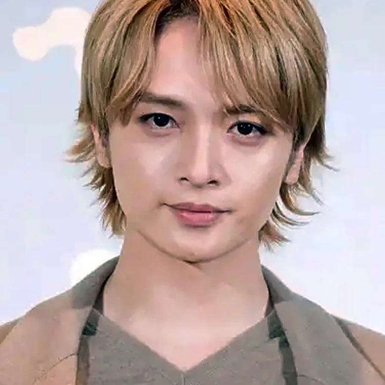 玉森裕太、室内で“夏の風物詩”を楽しむ姿に反響→「ガーって流れてくるところ好き」「室内でやらないよね」