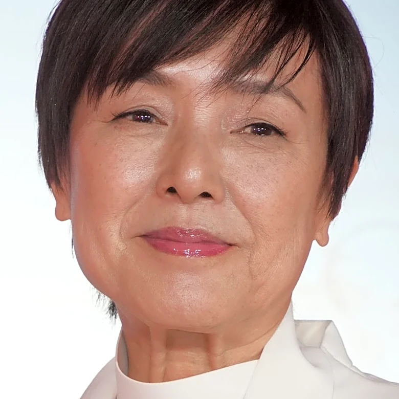 「高級料亭のよう」桃井かおりの手作り“お刺身御膳”に絶賛の声「お正月のように豪華」「盛り付けもすごく綺麗」