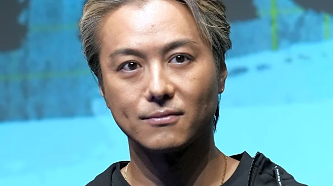 TAKAHIRO、手汗が気にならない「手の繋ぎ方」を披露→「教科書に載せよう」「なんて罪な…」後輩も驚いた方法とは？