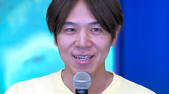 「マジで天才」ロッチ・コカド、ヴィンテージ生地で作ったシャツに絶賛の声「お店で売ってるレベル」「プロみたい」「配色がオシャレ」