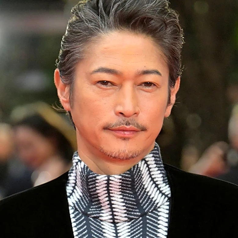 「最強の親子すぎる」窪塚洋介、息子との2ショットに絶賛の声「大人な良い表情」「パパ超えてきたね〜」