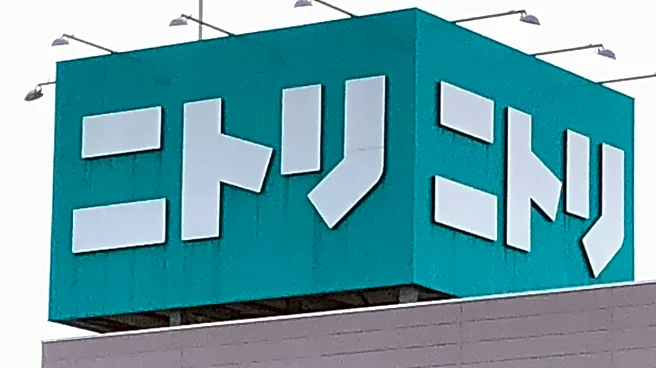 バッグ濡れずに済むじゃん！ニトリの「599円便利グッズ」ペットボトルの冷たさもキープできるし、買って大正解だわ！