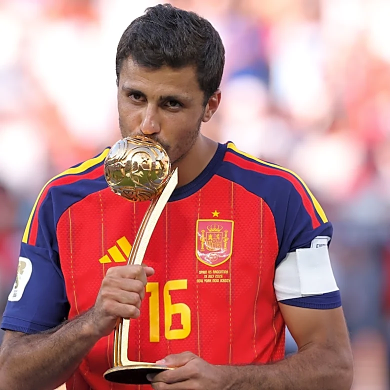 W杯MVPのスペイン代表MFがレアル・マドリー移籍に近づく？選手本人は前向き＆条件面で合意間近か