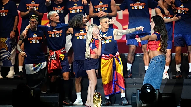 マドリードでの一夜後、スペイン人アーティストがバルセロナスターとの関係を明かす。