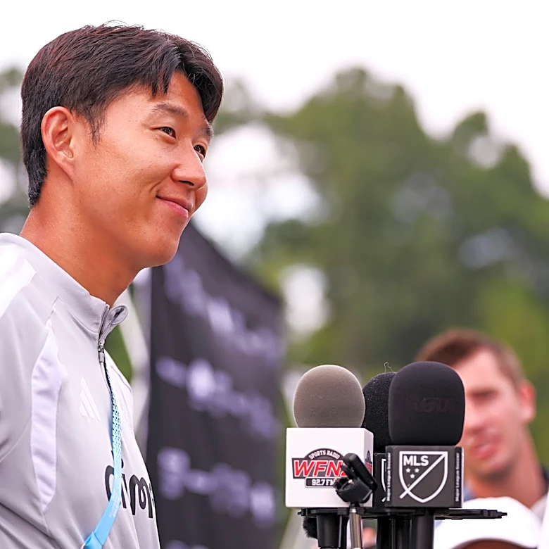 MLSオールスター2026舞台裏：ソン・フンミンが盛り上げ、トーマス・ミュラーはジョーク連発。リーグのスターたちはクラブのライバル関係を脇に置き、リーガMX戦に臨む