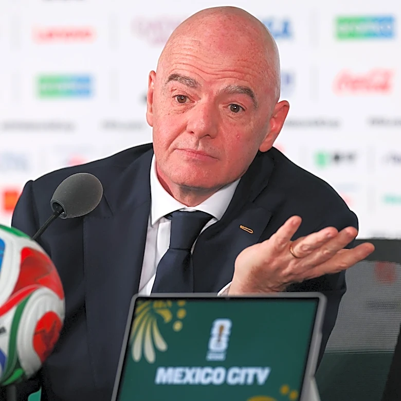 辞任圧力が強まる中、FIFA会長ジャンニ・インファンティーノがヨルダン・サッカー協会会長から「脅迫」と非難される