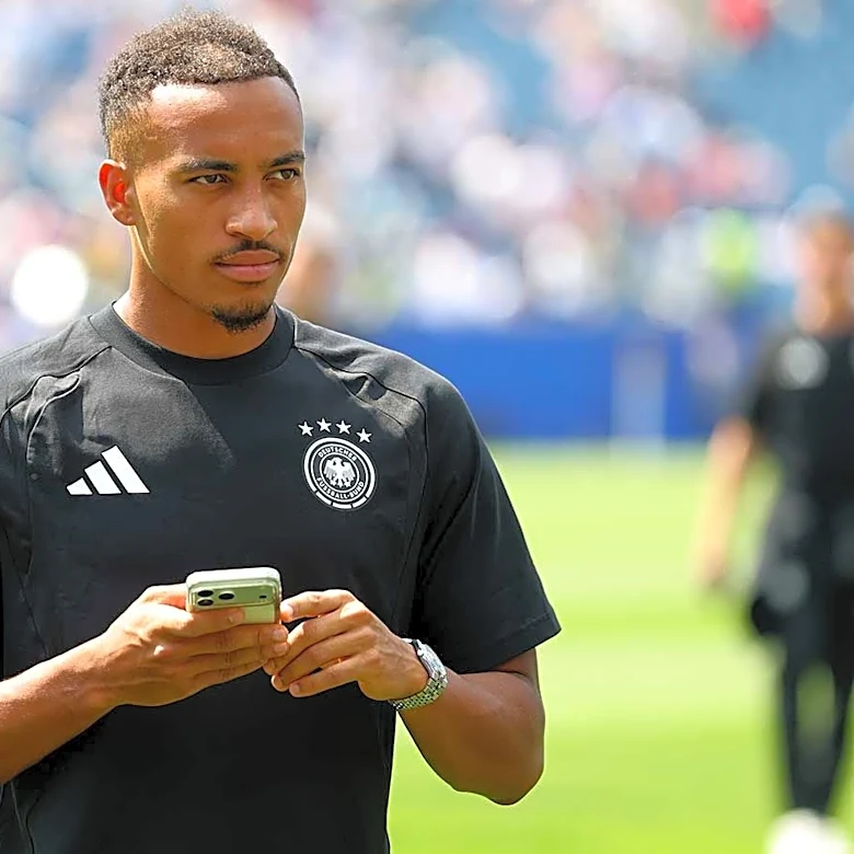 VfBシュトゥットガルトで電撃退団か？ DFBスター、ジェイミー・レヴェリングの写真が波紋を呼ぶ