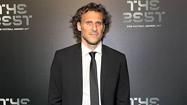 ディエゴ・フォルランがウルグアイの暫定監督に就任、ウルグアイ代表はワールドカップ惨敗を受けてマルセロ・ビエルサからの移行を進める