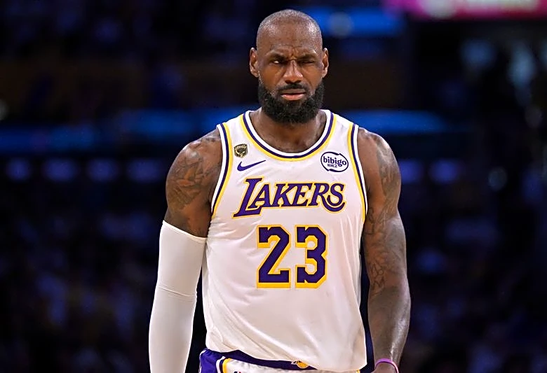 ＮＢＡ＝ヒートが「レブロン入団会見」動画、誤って公開と釈明