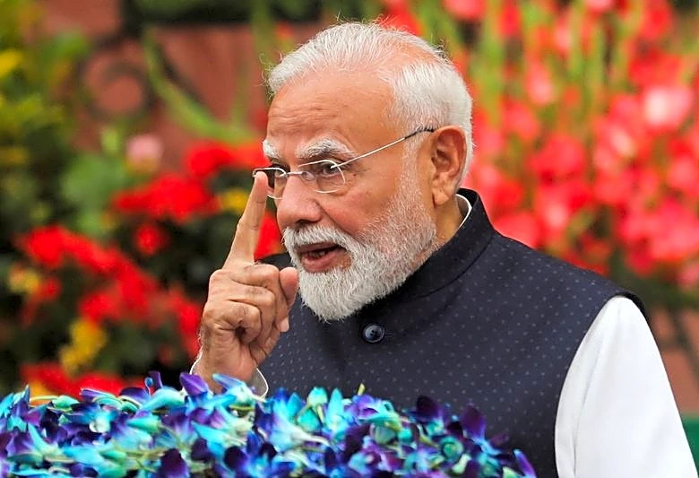 インド首相、試験制度の見直しで特別作業班を設立　若者抗議受け