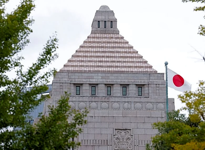 焦点：成長投資に上限設けず、概算要求で歳出圧力に拍車　年末にかけ財政リスクも