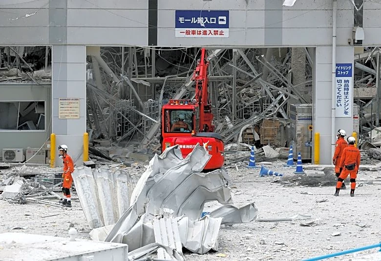 政府が熊本地震災害対策本部会議、高市首相「一人でも多くの救命救助を」