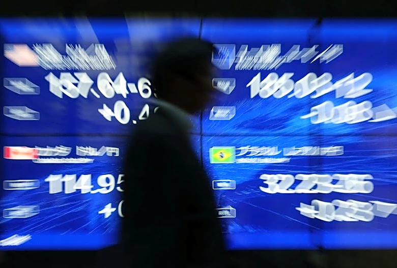 ＮＹ外為市場＝ドル／円2.6％安、2カ月ぶり安値　日本の介入観測