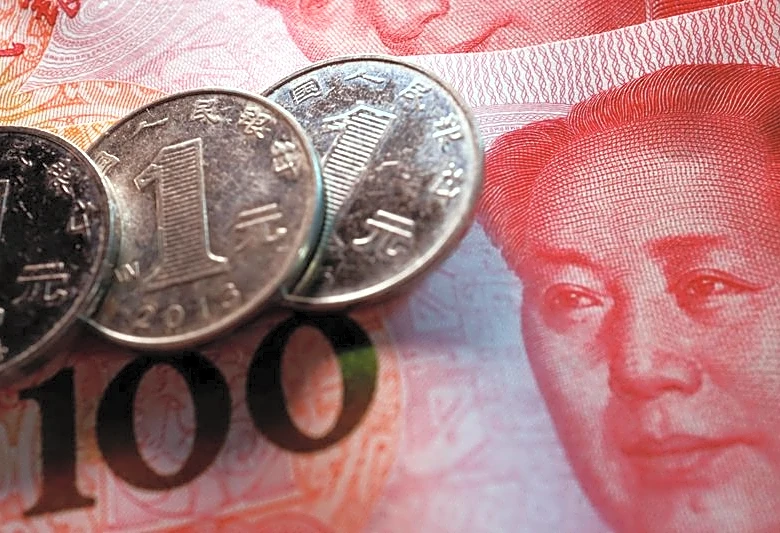 中国人民元の基準値、市場予想比の元安幅が５カ月ぶり大きさ