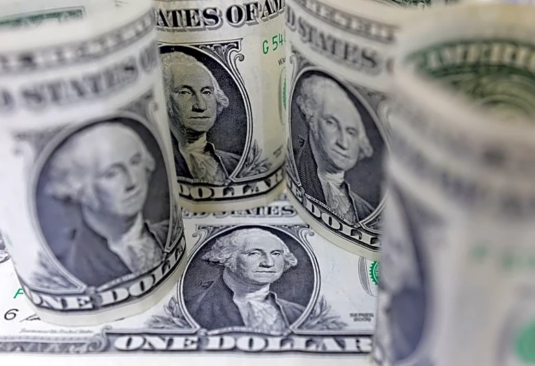 午後3時のドルは160円半ば、日銀総裁会見待ち　急落後の半値戻し水準に