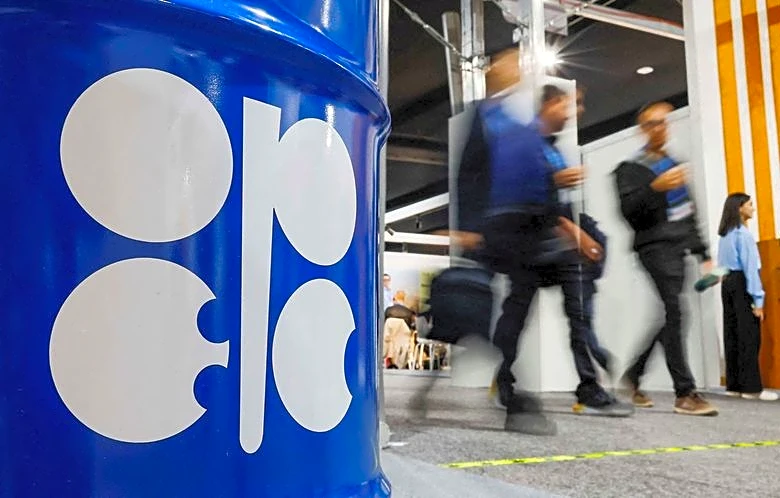 ＯＰＥＣプラス、9月の1日当たり生産量18.8万バレルに引き上げ＝関係者