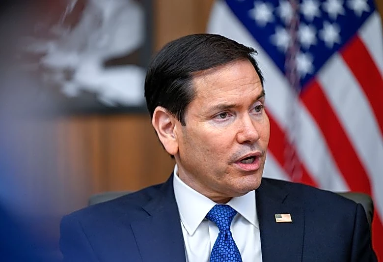米国務長官、ホルムズ海峡巡る協議で進展　近く合意に期待