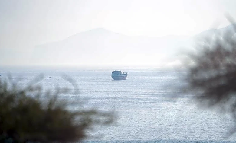 イランとオマーン、ホルムズ海峡航路の座標巡り合意