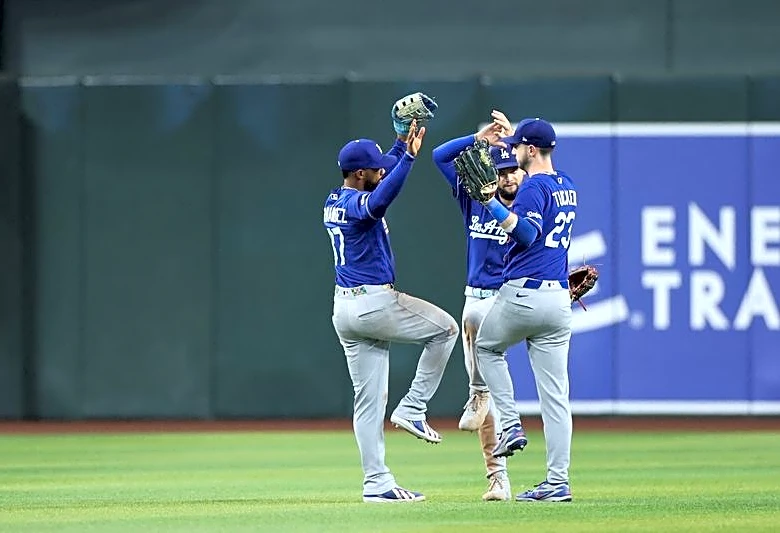 ＭＬＢ＝大谷適時打でドジャース連敗ストップ、村上26号ＨＲ